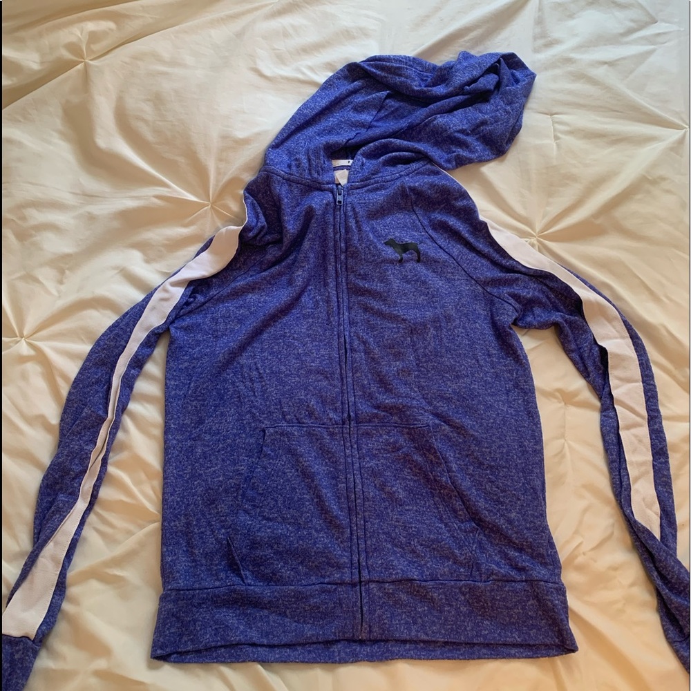 pink sweatshirt
